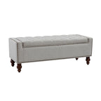 Classica panca contenitore capitonné con borchie decorative
