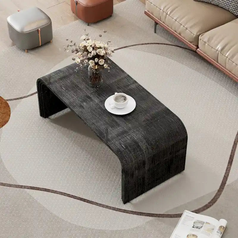 Tavolino da caffè minimalista dal design Art Déco curvo